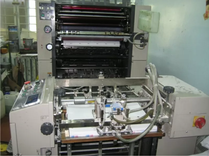 Двухсекционная печатная офсетная машина Ryoby-512.